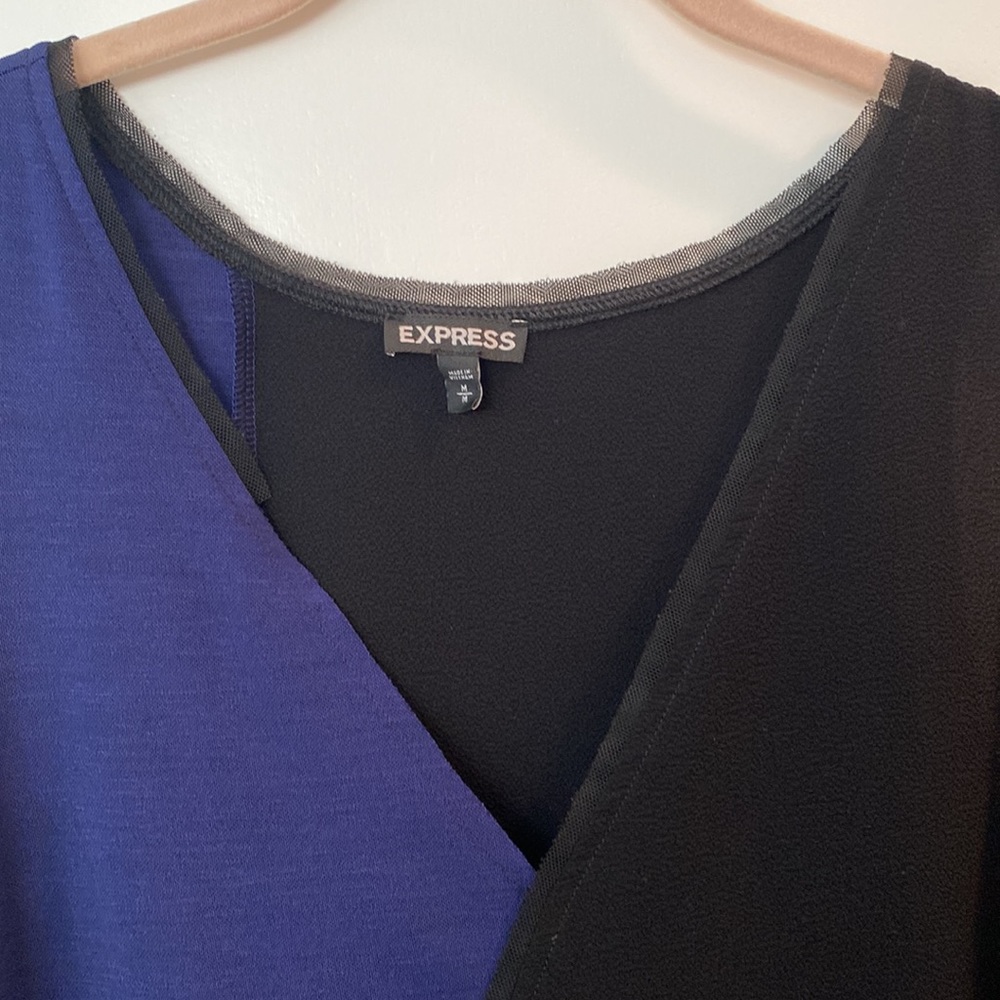 Express Color-block Top - Picture 2 of 2